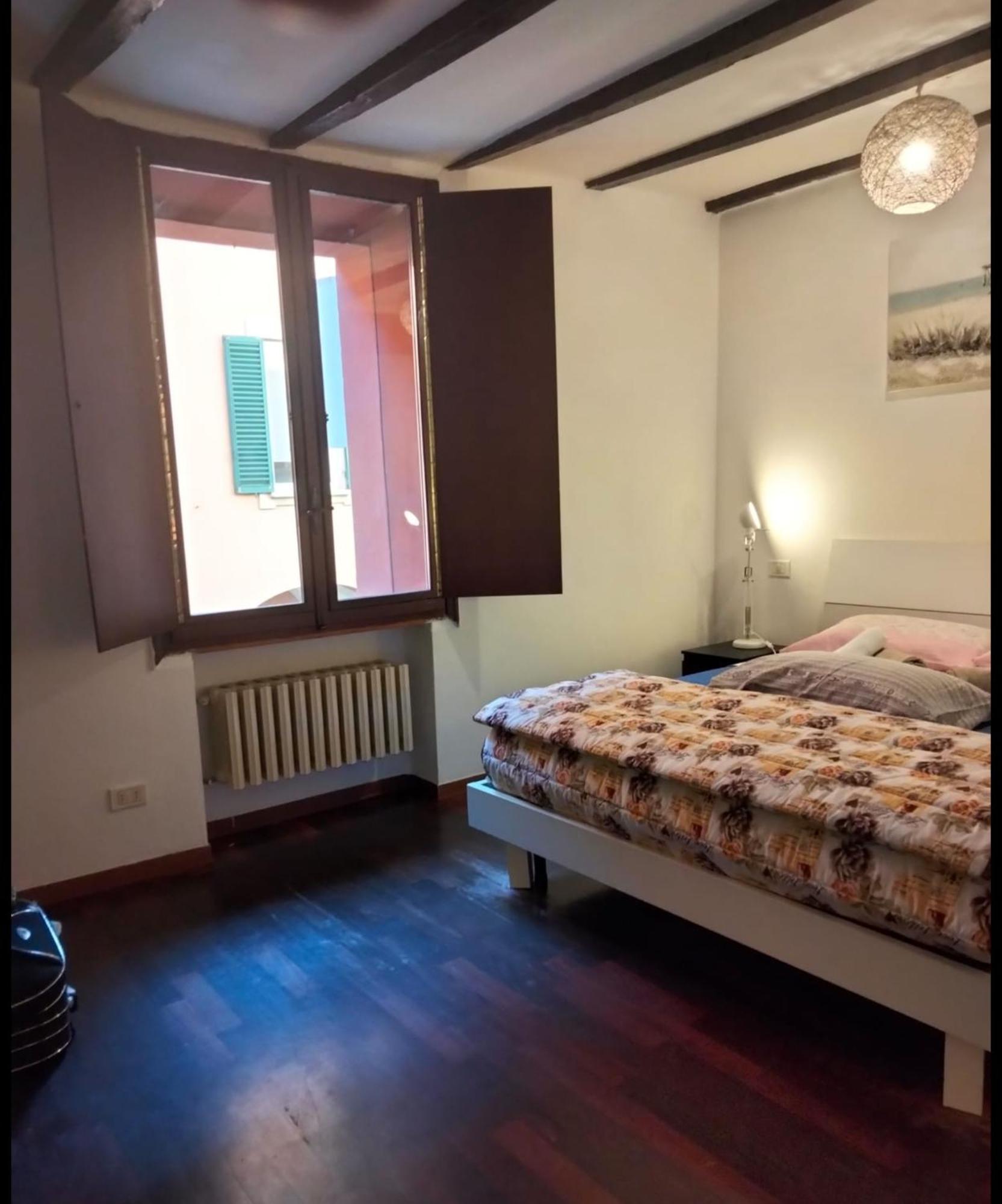 Historic E Comfort Suite - Locazione Semplice Bolonya Dış mekan fotoğraf